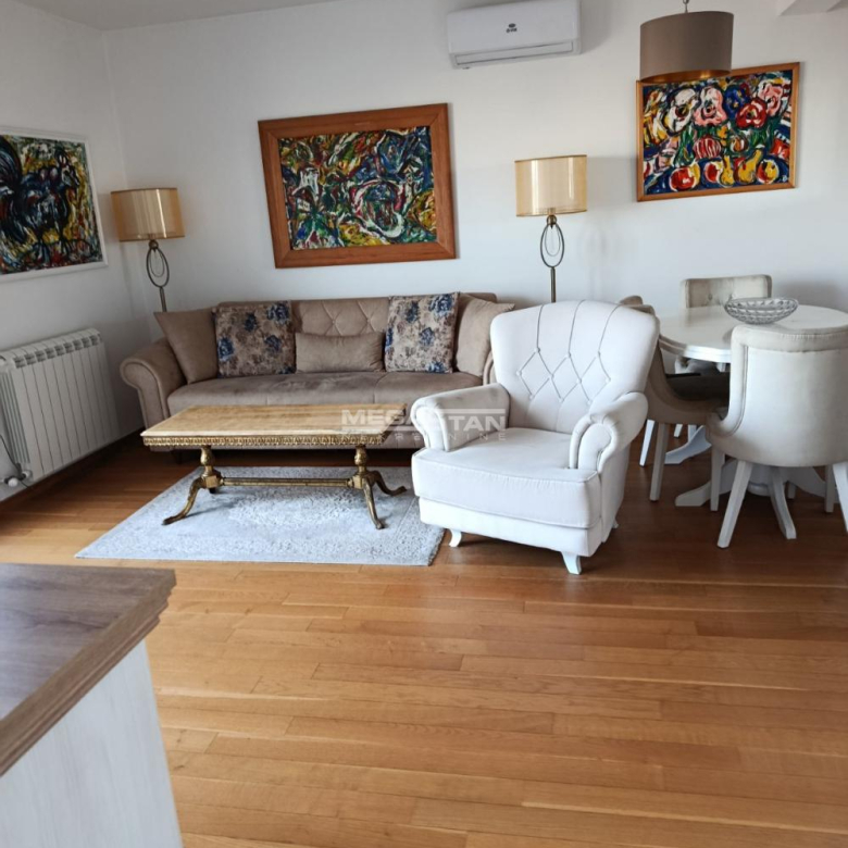 Stan Prodaja Beograd Dušanovac 75 m2