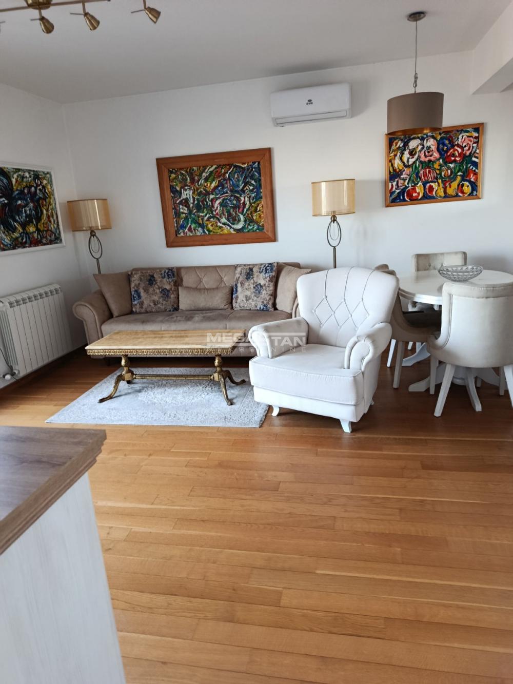 Stan Prodaja Beograd Dušanovac 75 m2