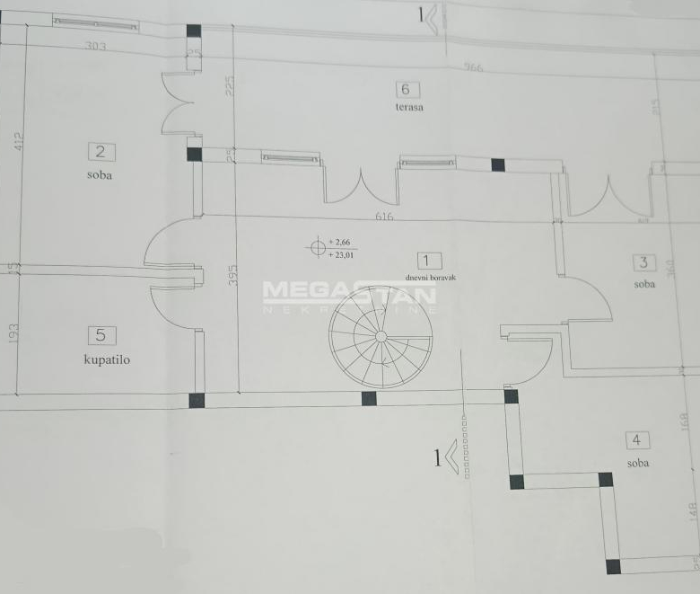 Knez Mihailova, uknj. duplex, sa poslovnim potencijalom.