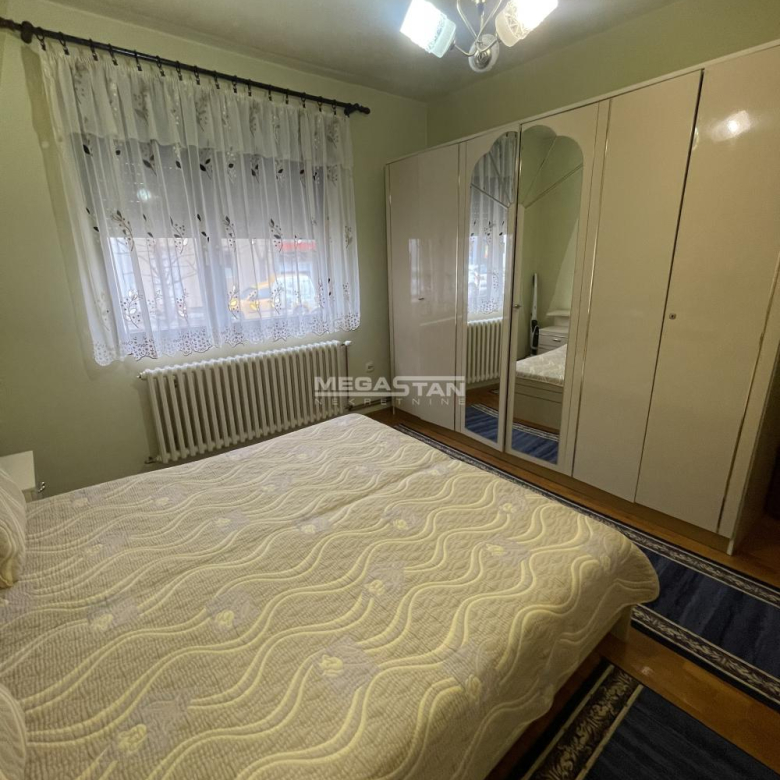 Kuća Prodaja Zrenjanin  363 m2