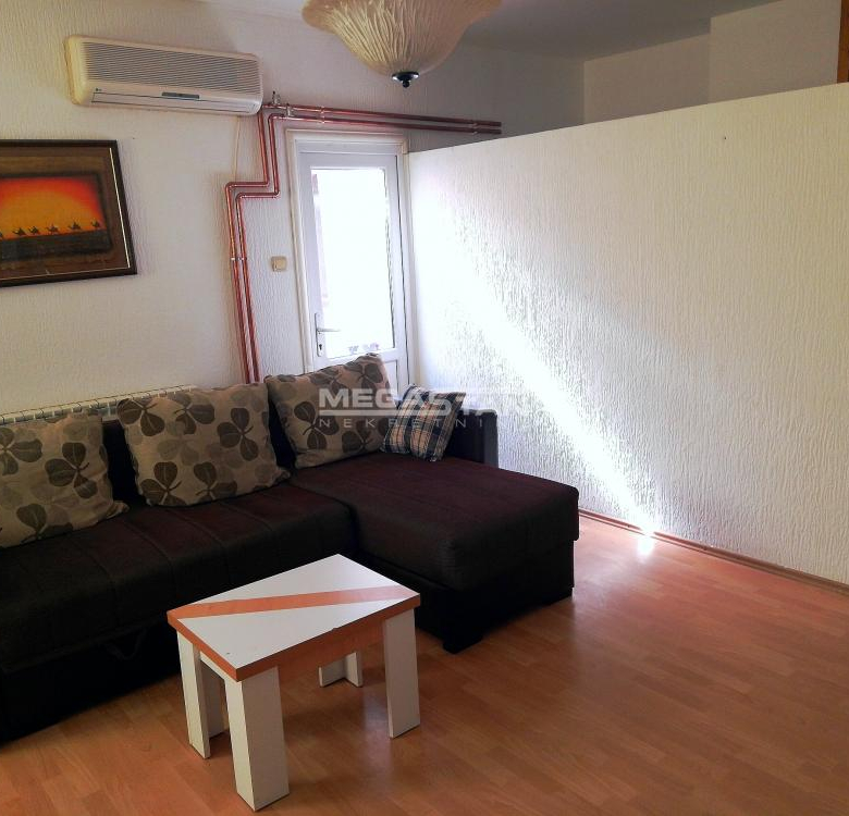 Stan Prodaja Beograd Centar (Zemun) 72 m2