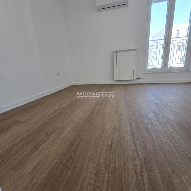 Stan Prodaja Beograd Šumice 162 m2