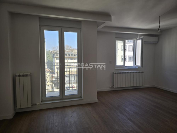 Stan Prodaja Beograd Šumice 162 m2