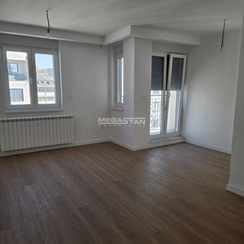 Stan Prodaja Beograd Šumice 162 m2