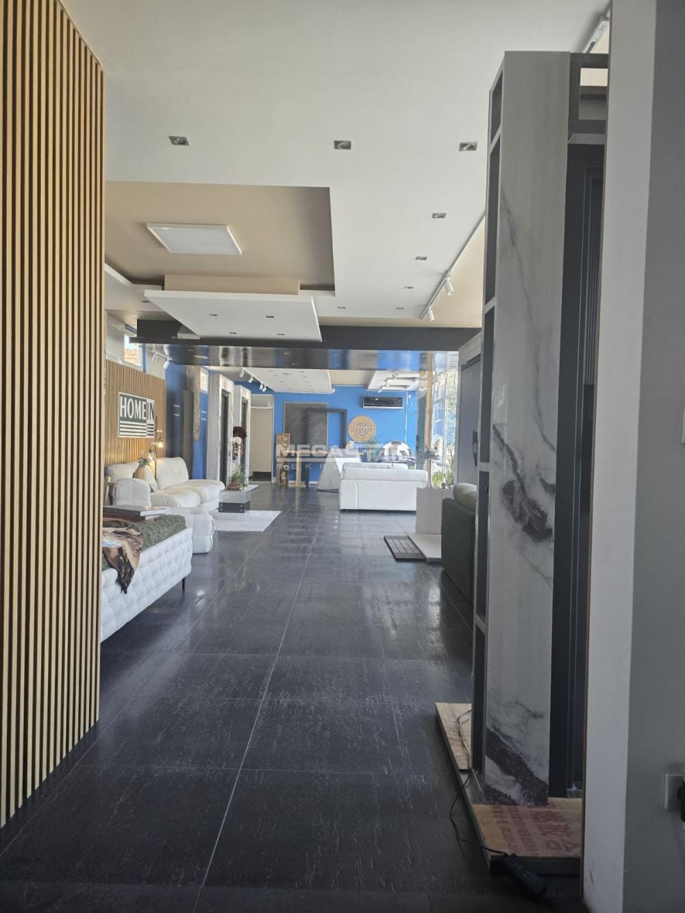 Lokal Izdavanje Beograd Žarkovo 330 m2