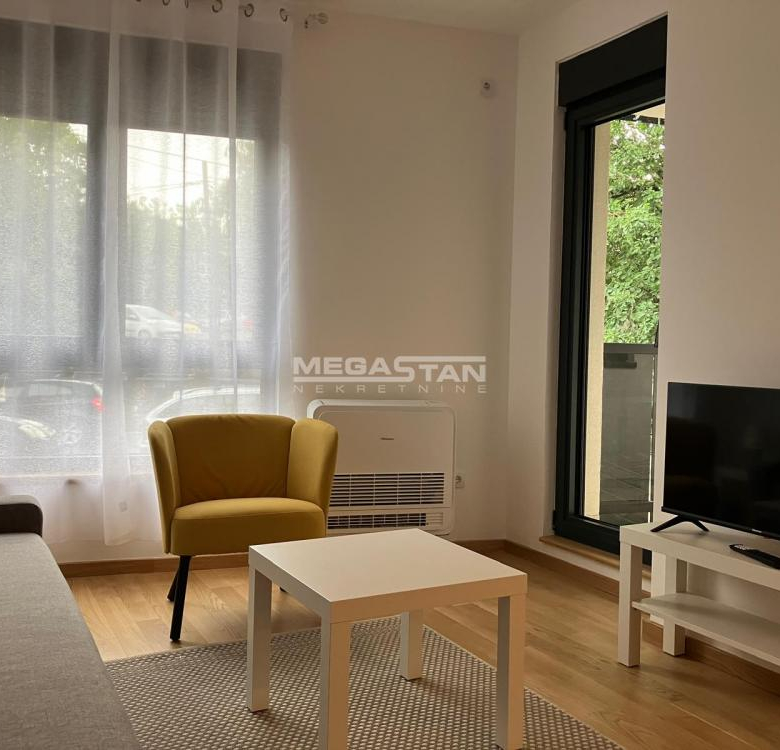 Stan Izdavanje Beograd Bulbulder 42 m2