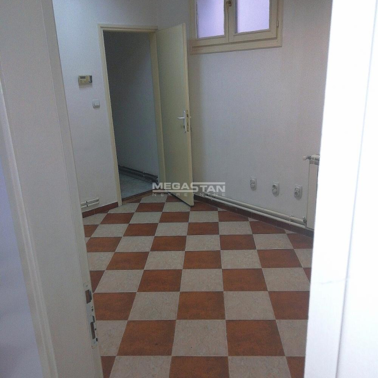 Lokal Izdavanje Beograd Centar (Zemun) 131 m2