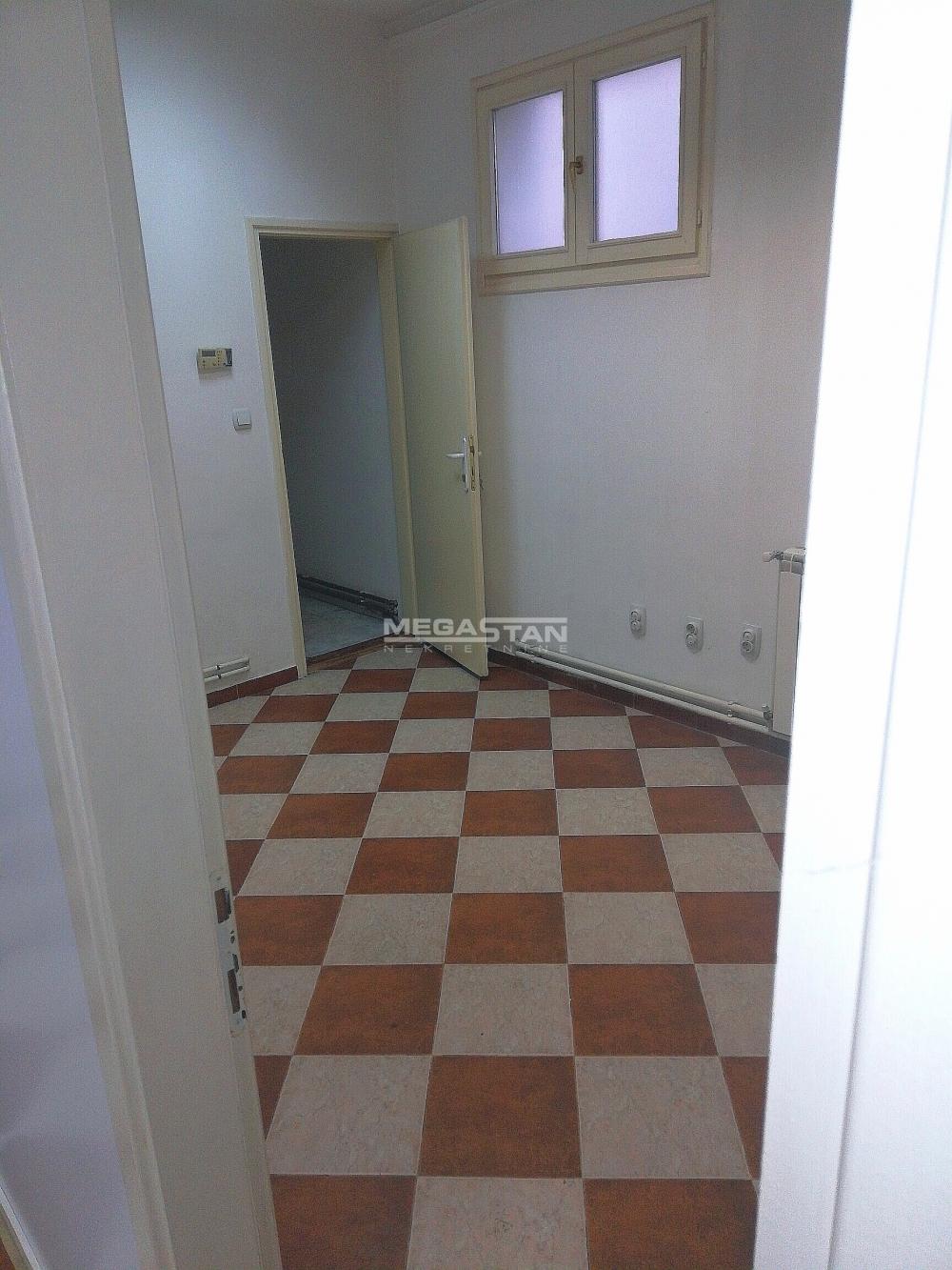 Lokal Izdavanje Beograd Centar (Zemun) 131 m2