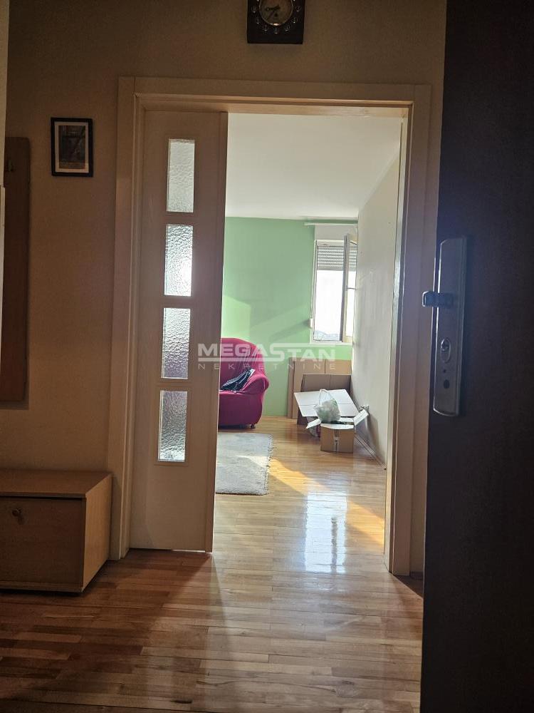 Stan Prodaja Beograd Karaburma 69 m2