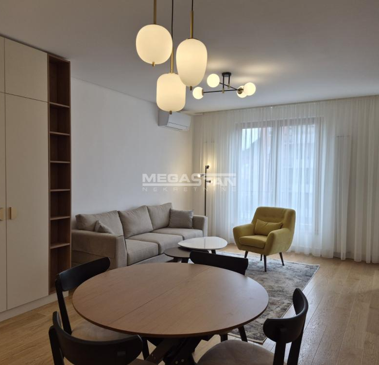 Depo Bulevar, Landmark residence.