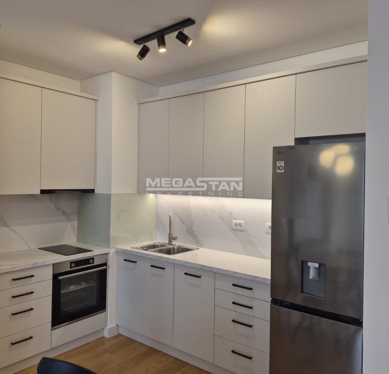 Stan Izdavanje Beograd Vukov Spomenik 58 m2