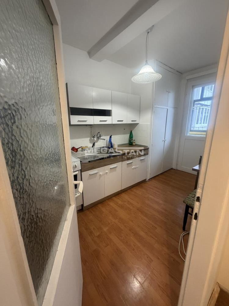 Stan Izdavanje Beograd Stan Izdavanje Beograd Karaburma 57 m2