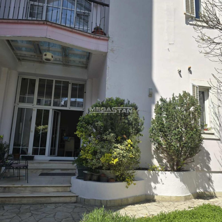 Kuća Prodaja Beograd Krunski Venac 815 m2