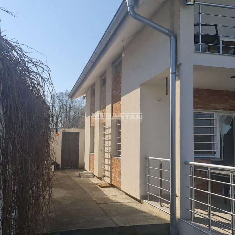 Kuća Prodaja Veliko Gradište  90 m2