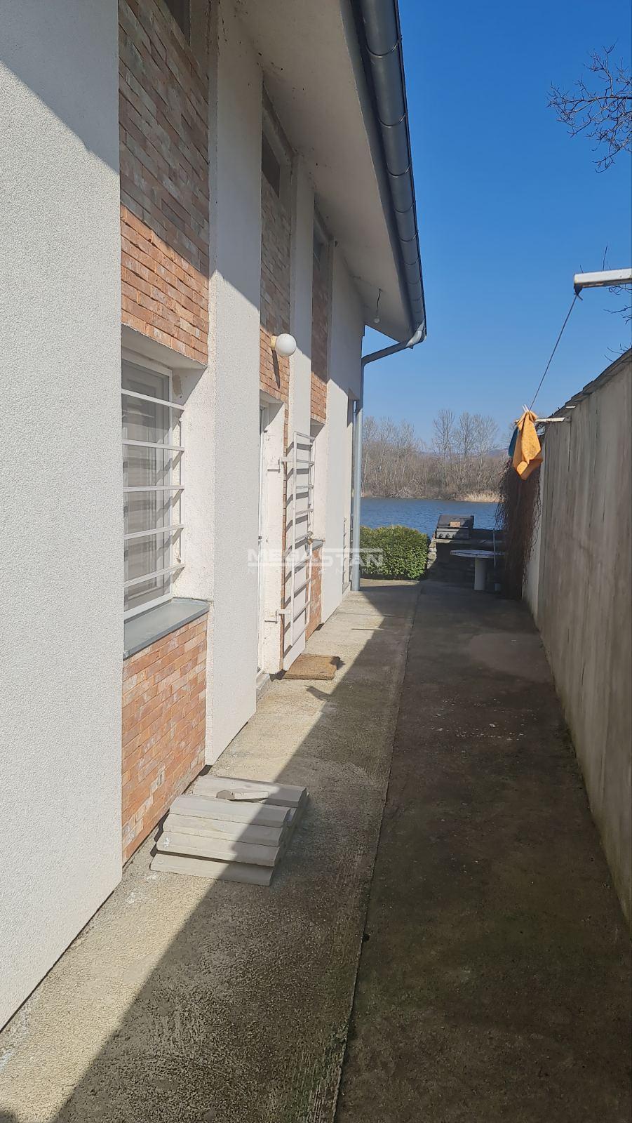 Kuća Prodaja Veliko Gradište  90 m2