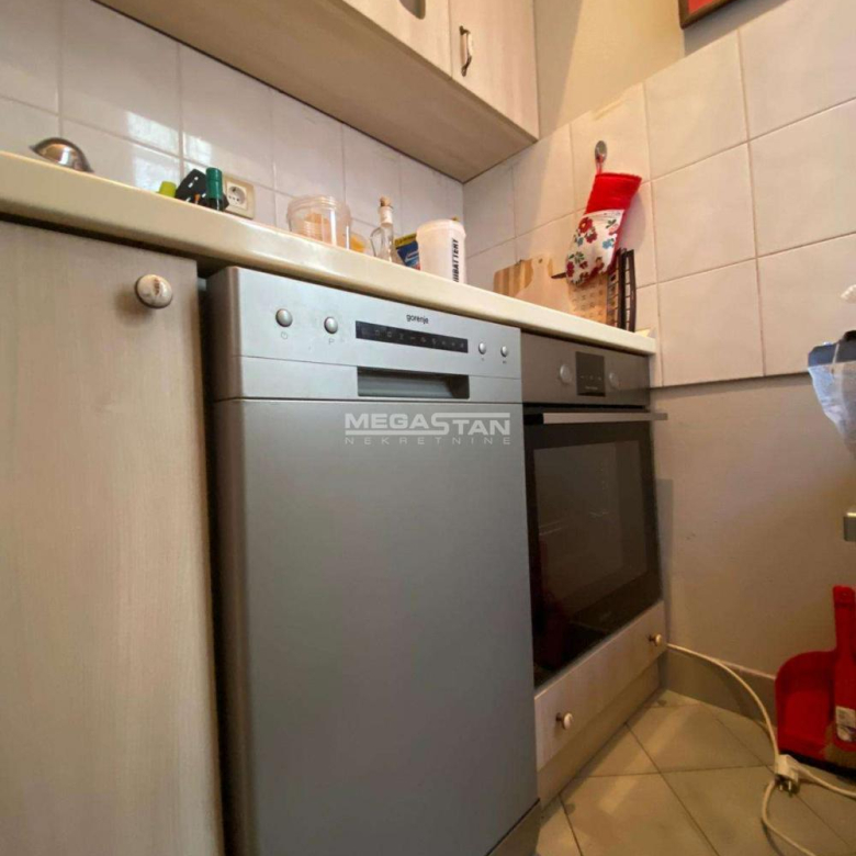 Stan Izdavanje Beograd Hram Svetog Save 32 m2