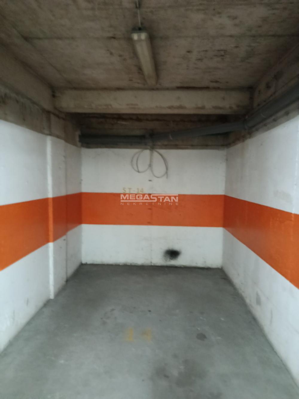 Garaža Izdavanje Beograd Garaža Izdavanje Beograd Lekino Brdo 11 m2