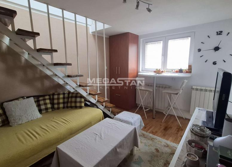 Profesorska kolonija, duplex, 2.5.
