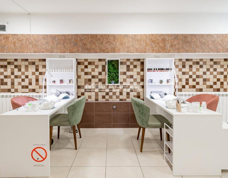 Lokal Prodaja Beograd Čubura 140 m2