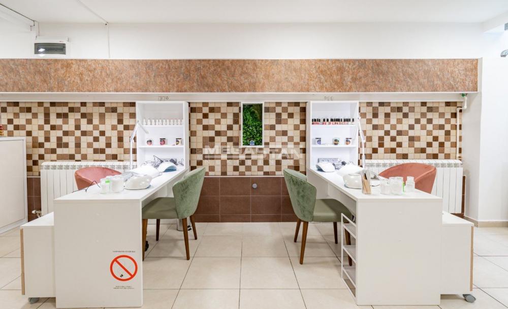 Lokal Prodaja Beograd Čubura 140 m2