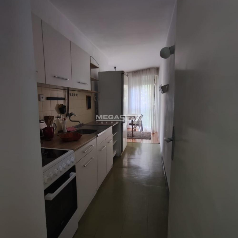 Stan Izdavanje Beograd Kalenić Pijaca 63 m2