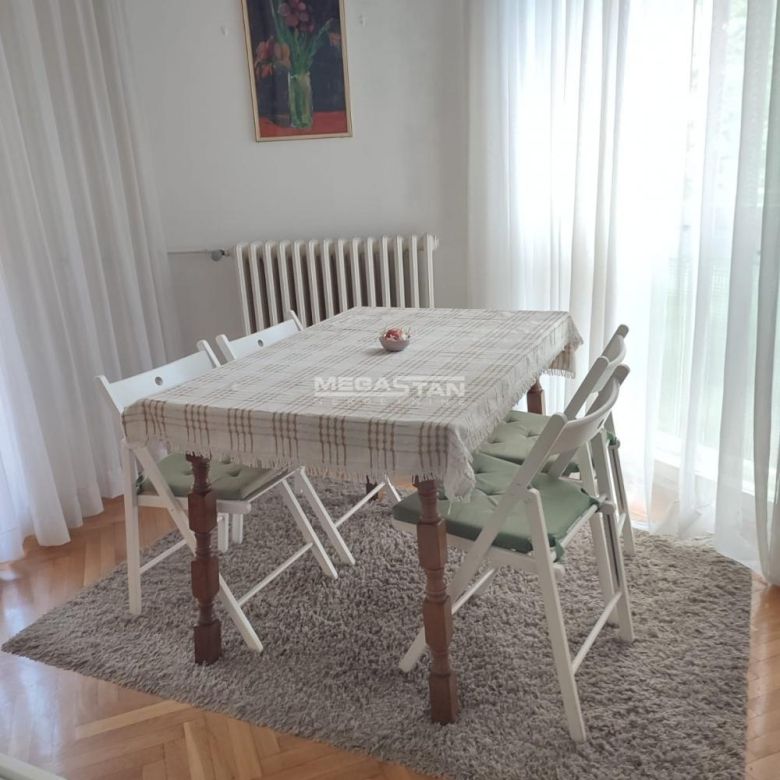 Stan Izdavanje Beograd Kalenić Pijaca 63 m2