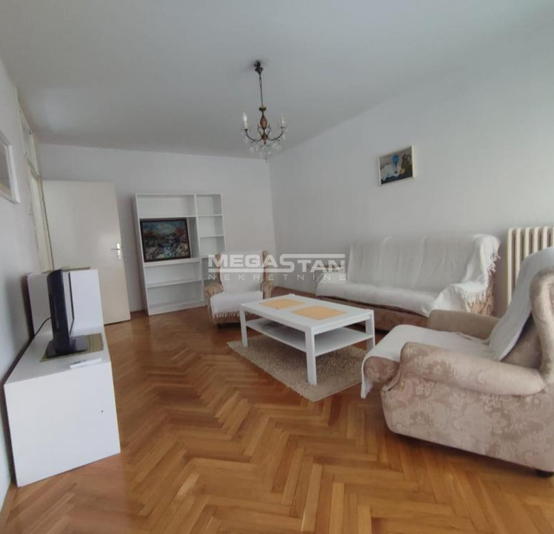 Stan Izdavanje Beograd Kalenić Pijaca 63 m2