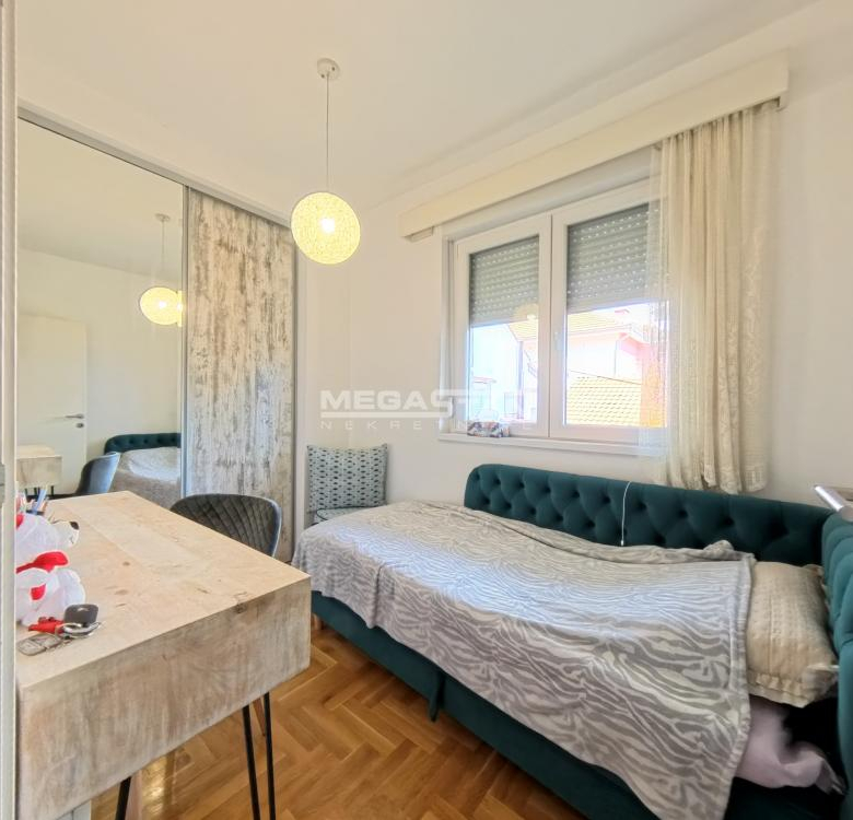 Nov, namešten, 56m2+22m2 terasa