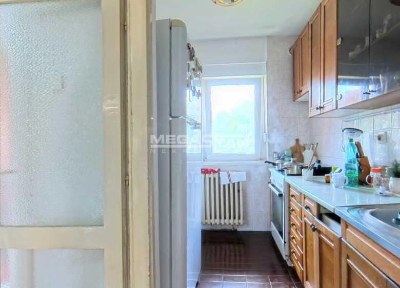Lep, dvostran, 78m2