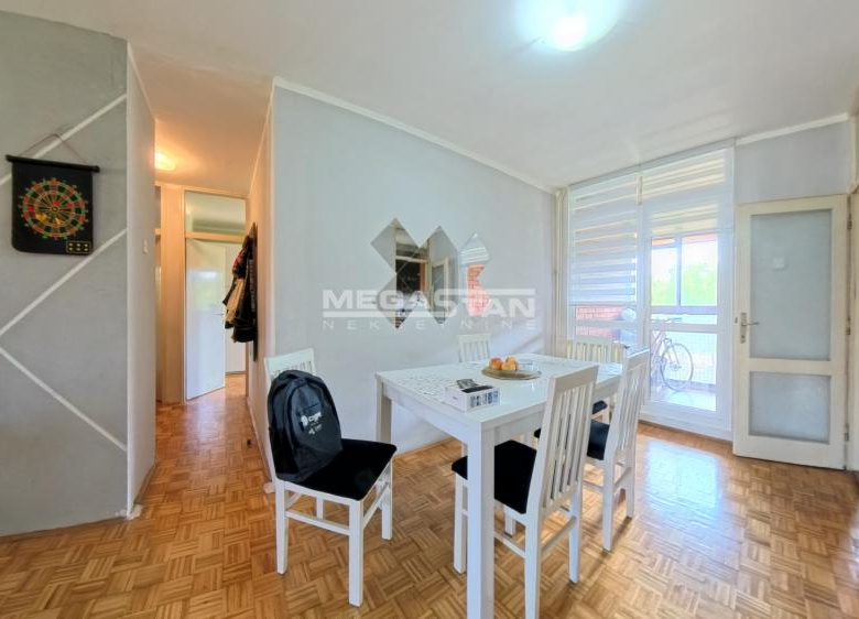 Lep, dvostran, 78m2
