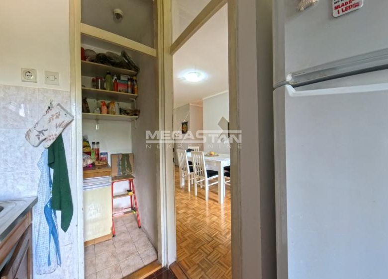 Lep, dvostran, 78m2