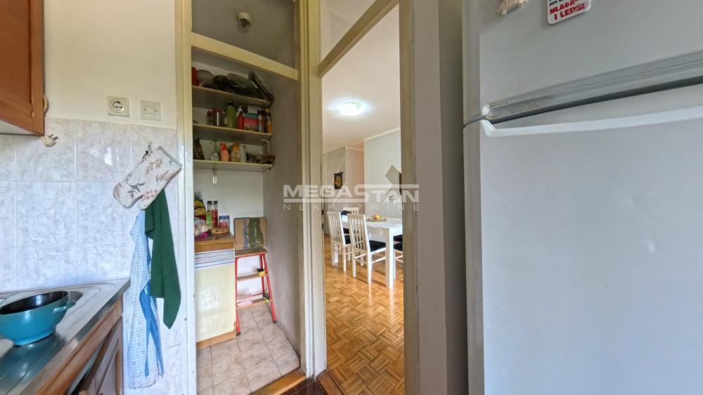 Lep, dvostran, 78m2