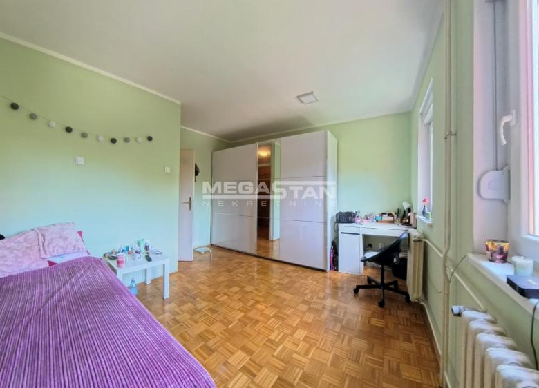 Lep, dvostran, 78m2