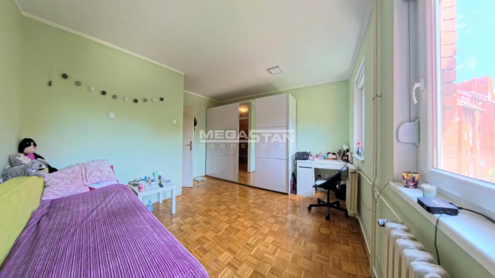 Lep, dvostran, 78m2
