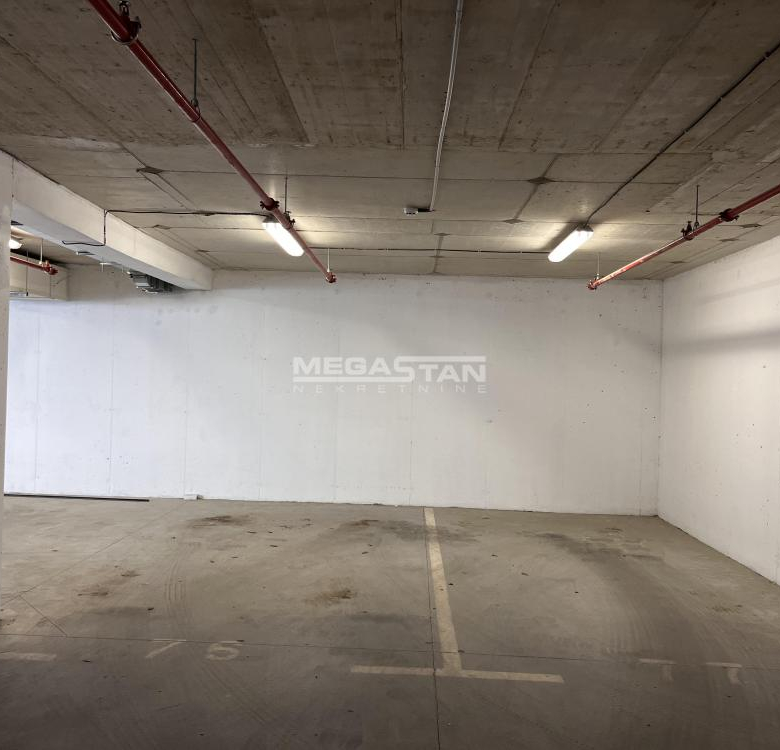 Garaža Prodaja Beograd Bežanijska Kosa 3 13 m2