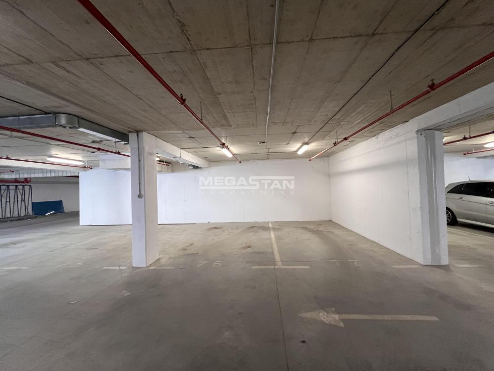 Garaža Prodaja Beograd Bežanijska Kosa 3 13 m2