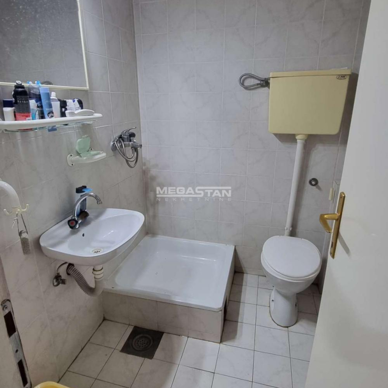 Stan Prodaja Beograd Banovo Brdo 38 m2
