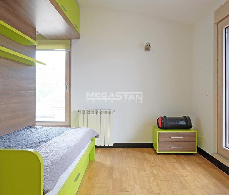 Stan Prodaja Beograd Hram Svetog Save 130 m2