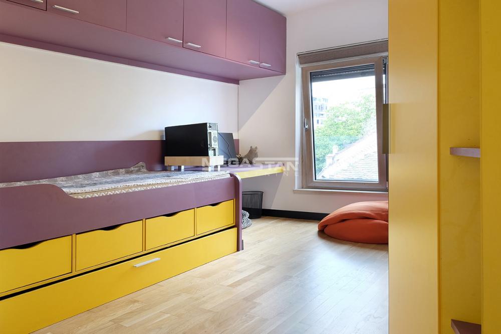 Stan Prodaja Beograd Stan Prodaja Beograd Hram Svetog Save 130 m2