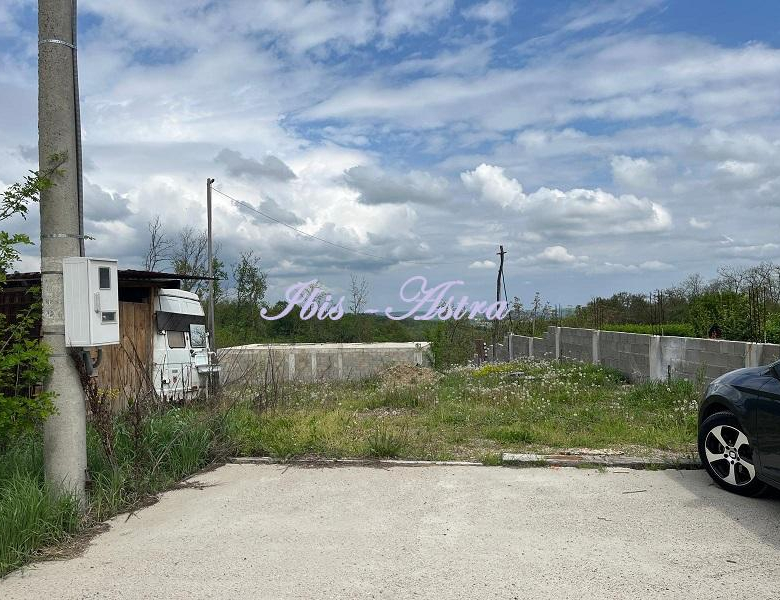 Babe, plac do glavnog puta sa gradjevinskom dozvolom ID#1199463