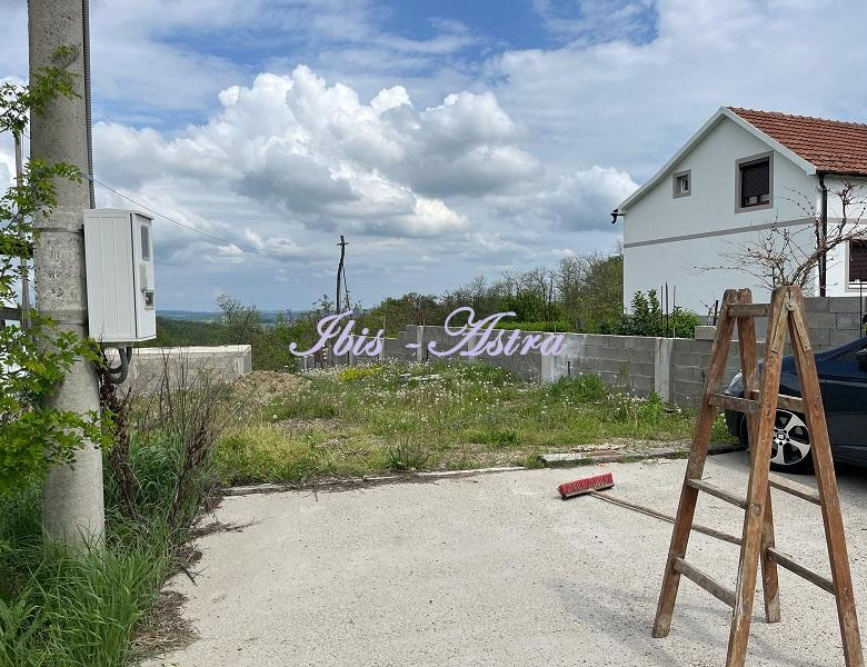 Babe, plac do glavnog puta sa gradjevinskom dozvolom ID#1199463