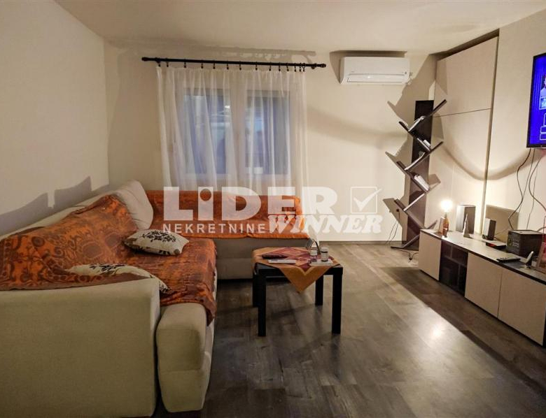 Kuća Prodaja Beograd Mirijevo 270 m2