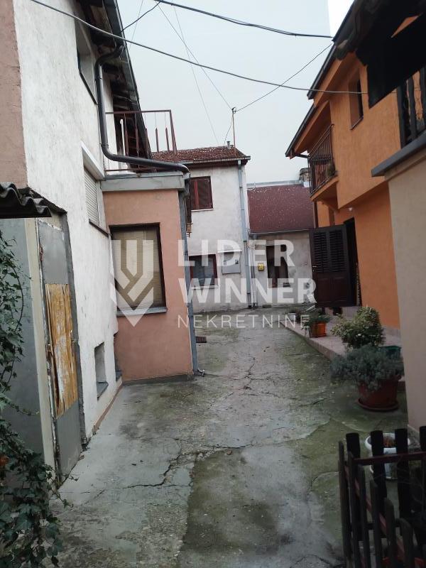 Kuća Prodaja Beograd Stepojevac 440 m2