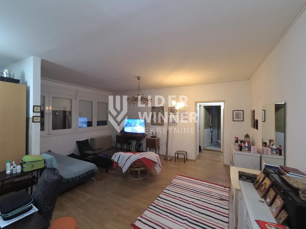 Stan Prodaja Beograd Fon 47 m2