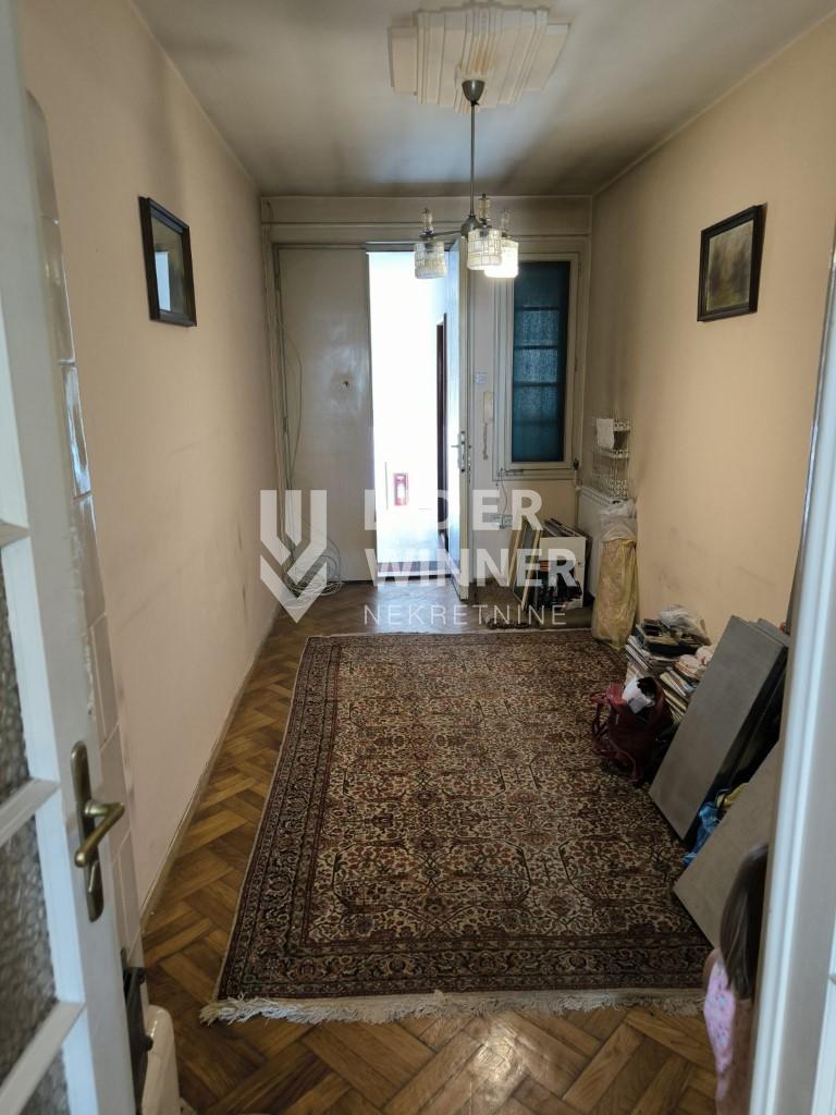 Stan Prodaja Beograd Stan Prodaja Beograd Studentski Trg 77 m2