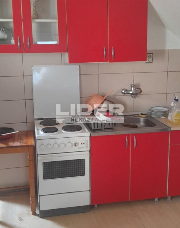 Stan Izdavanje Beograd Zvezdarska Šuma 25 m2