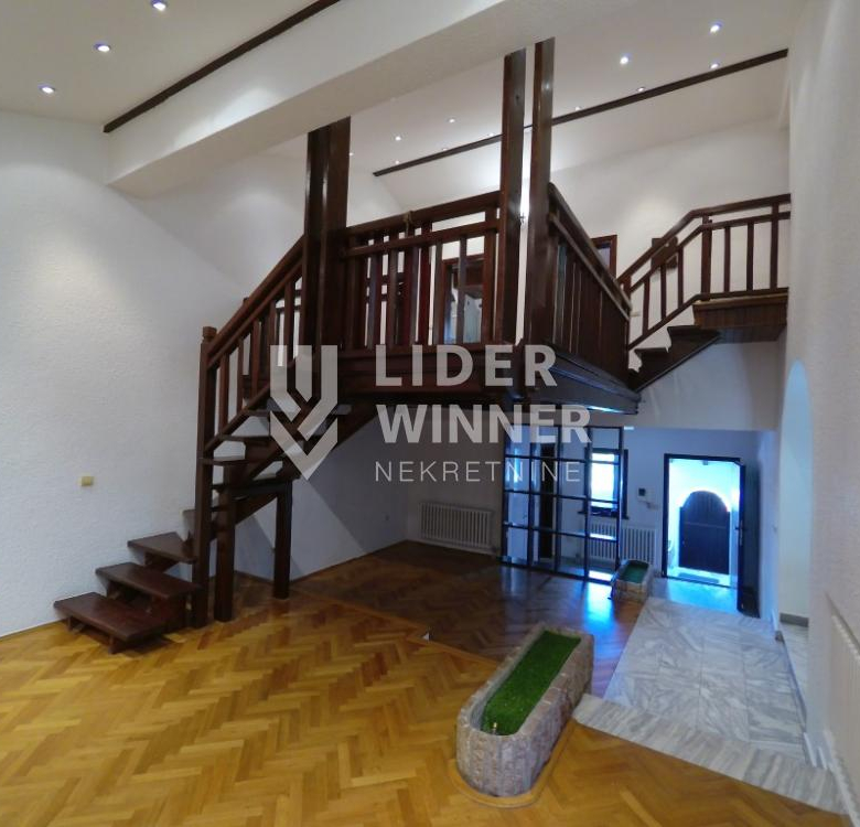 Kuća Izdavanje Beograd Lekino Brdo 157 m2