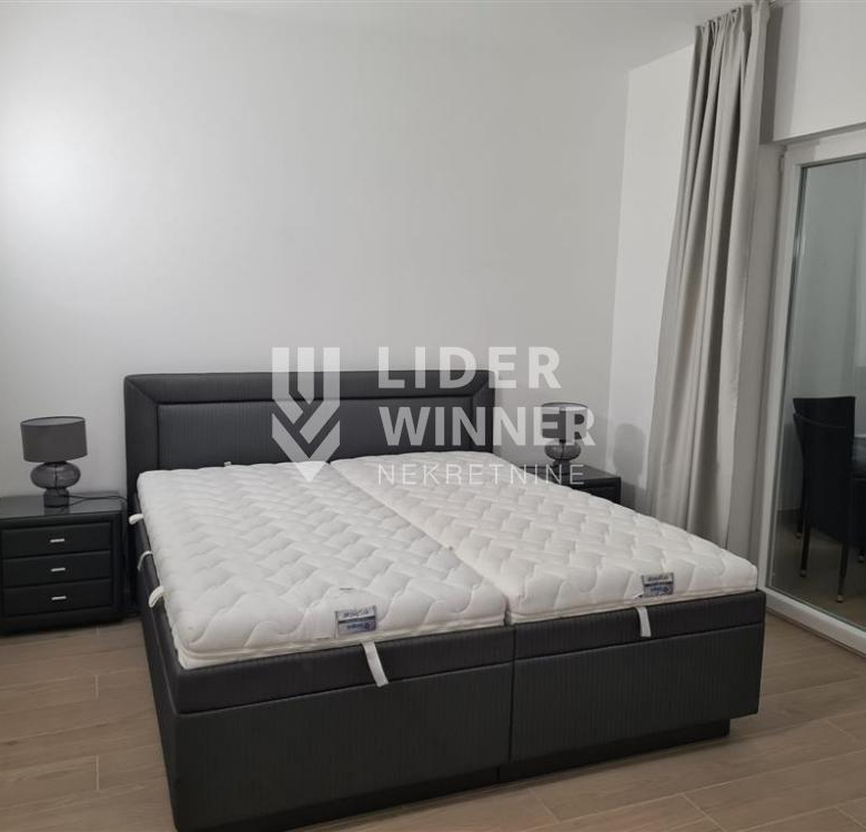 Stan Prodaja Beograd Dedinje 145 m2