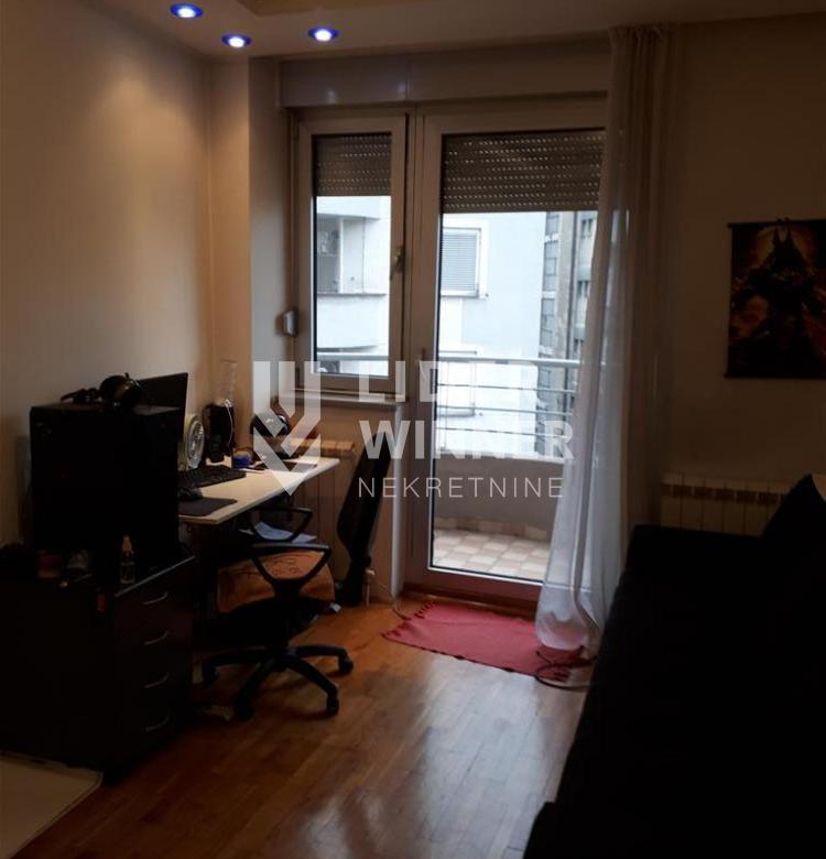 Stan Prodaja Beograd Hram Svetog Save 80 m2