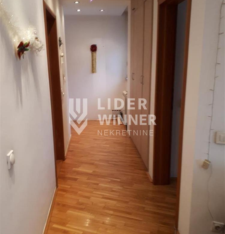 Stan Prodaja Beograd Hram Svetog Save 80 m2